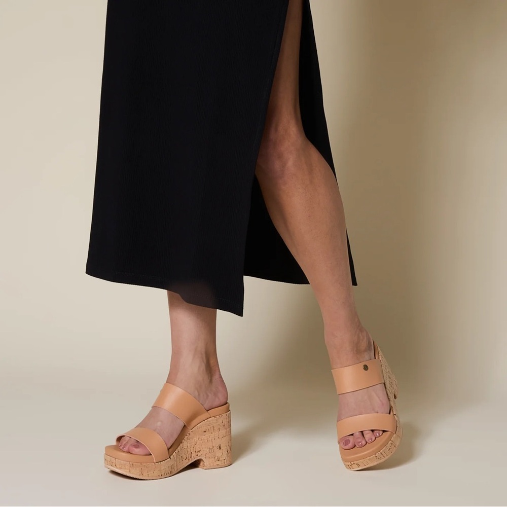 Reef Women's Natural Neutral Sunset Ibiza Chunky Wedge Resort Sandal